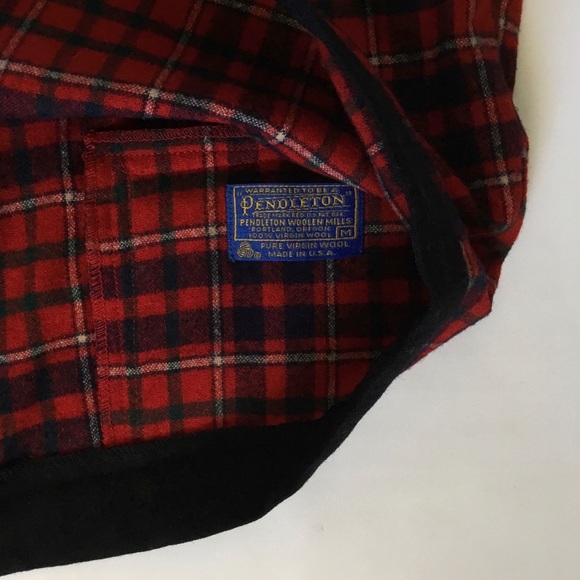 Pendleton Vintage V-neck Wool Sweater in Holiday Tartan Red Plaid. Sz. M - Picture 8 of 8